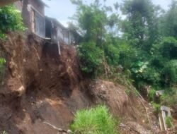 Dampak bencana tanah longsor yang terjadi pada 30 Desember 2025 di Dukuh Pengasinan RT 04/RW 06, Desa Sridadi, Kecamatan Sirampog, Brebes