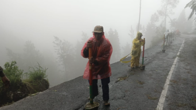 11 Titik Longsor di Jalan Sirampog–Bumiayu, Satu Masih Kritis