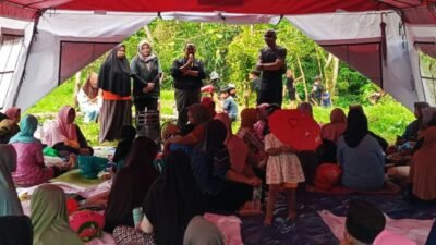 Tanah Bergerak Bojongsari Kian Mengancam, Ratusan Warga Mengungsi Tinggalkan Rumah