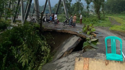 Jalan Ciseureuh–Jemasih Brebes Longsor, Akses Utama Warga Terputus