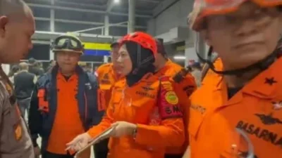 Evakuasi Dramatis: Gerbong KRL Terjepit, Nyawa Melayang