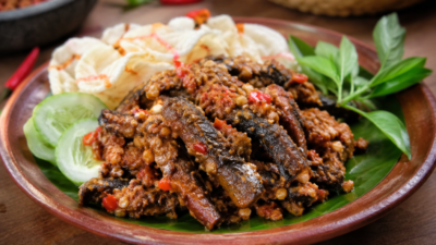 Rujak Belut Khas Brebes, Kuliner Tradisional dengan Perpaduan Rasa yang Unik