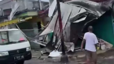 Angin Puting Beliung di Dukuhturi Rusak 15 Rumah Warga