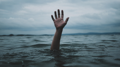 Bocah 7 Tahun Terseret Arus Sungai di Petarukan Ditemukan Meninggal Dunia, Warga Sempat Lakukan Pencarian Berjam-jam
