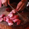 Cacing dalam Daging Kurban? Ini Bahayanya!