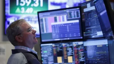Laporan Tenaga Kerja AS Picu Kekhawatiran Investor Global, Suku Bunga The Fed Menjadi Sorotan