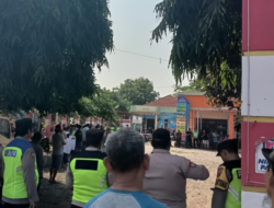 Diduga Selingkuh dengan Perangkat Desa, Sekdes Karangsembung Brebes Digeruduk Warga