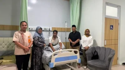 Bupati Anom Jenguk Junaedi: Jalinan Kekeluargaan Pemalang Teruji