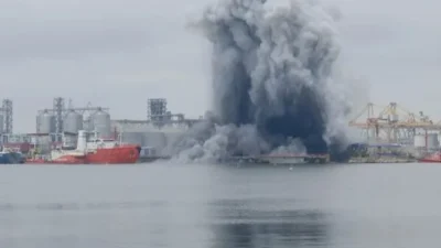 Drone Laut Ukraina Diduga Meledak di Pelabuhan Rumania