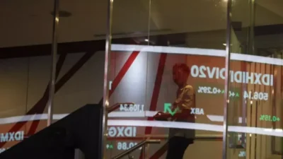 IHSG Anjlok 1,29% ke 6.037, Sektor Keuangan & Energi Jadi Penekan