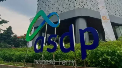 KMP Aceh Hebat 2 Terbakar, 15 Taruna Terluka Parah