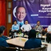 KSP Dudung Dengarkan Langsung Kritik Mahasiswa soal Ekonomi dan MBG