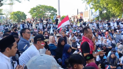 Ribuan Pendukung MBG Gelar Aksi di Alun-alun Brebes, Istigasah Dukung Pemerintah Lanjutkan Program