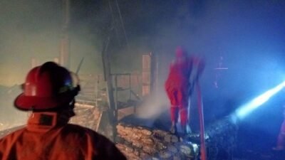 Warung di Depan Pemandian Air Panas Tirta Husada Brebes Ludes Terbakar
