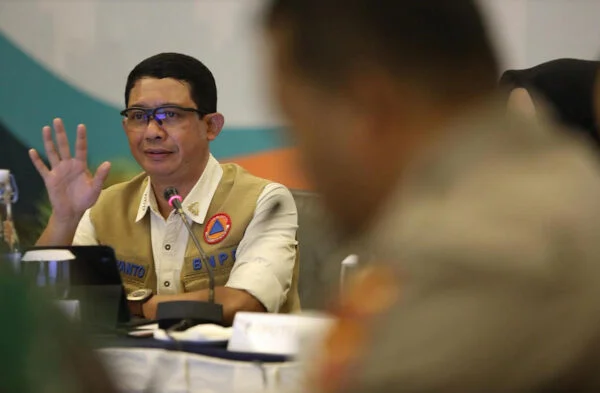 kpk geledah ruang eks kepala bnpb suharyanto usai ott dana bencana - Warta Brebes
