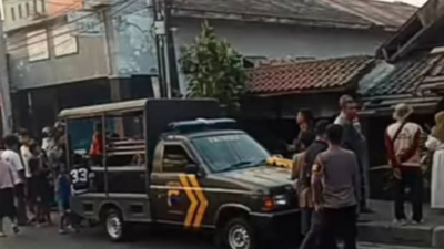 Bau Busuk Hampir Sebulan, Kerangka Manusia Berpakaian Lengkap Ditemukan di Rumah Kosong Brebes
